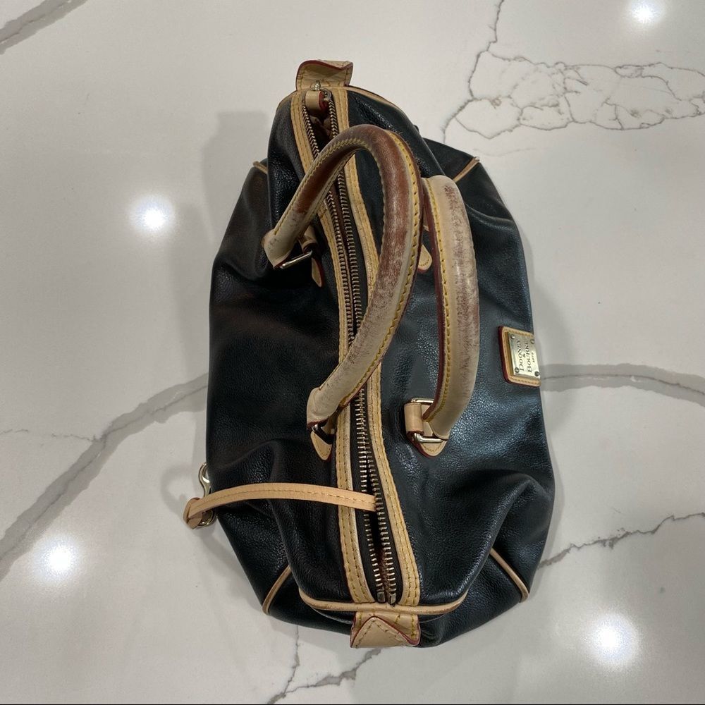 Dooney&Bourke - Picture 2 of 6